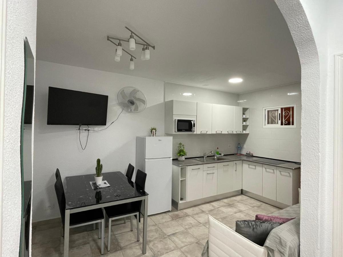 Vientos Alisios Apartment Las Galletas Luaran gambar